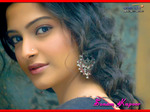 Sonam kapoor01